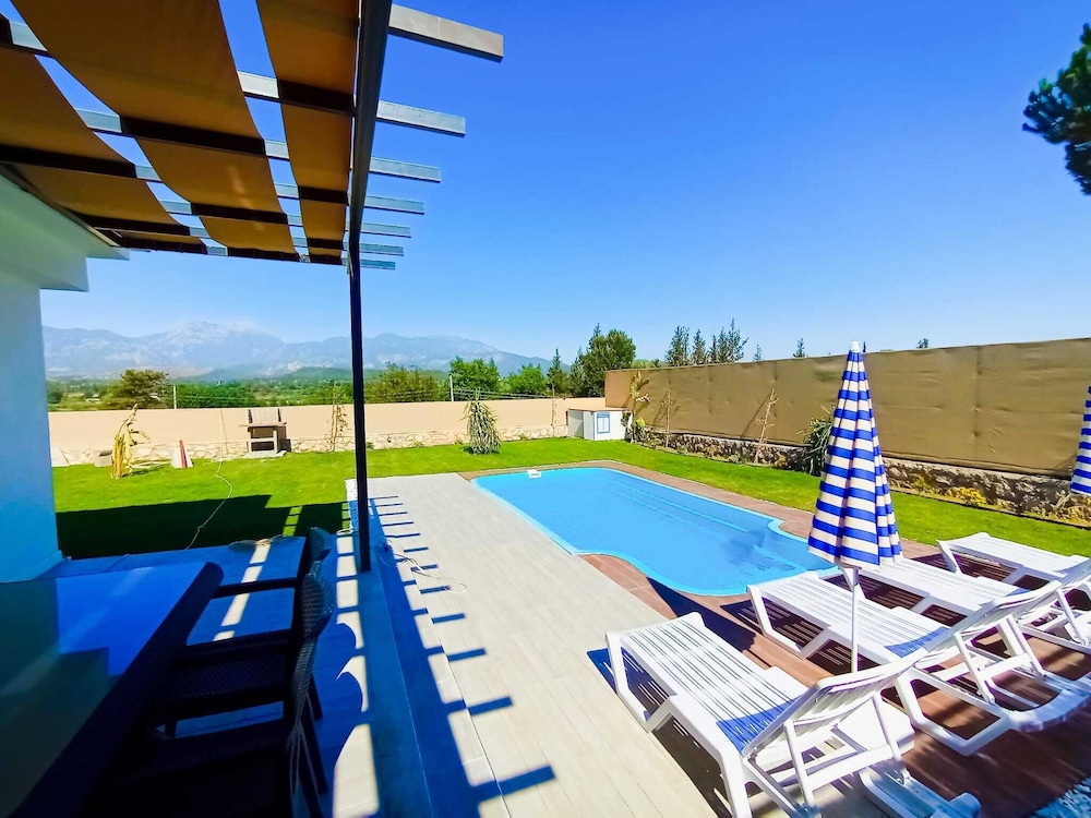 Diamond City Villas - Villa Zümrüdi