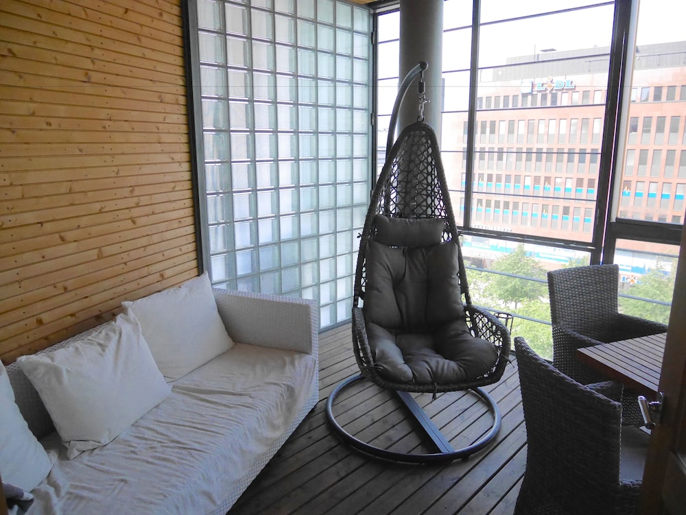 2ndhomes Lux Kamppi Center Apt w Sauna