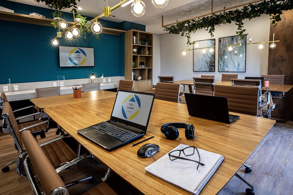 meeting & event spaces
