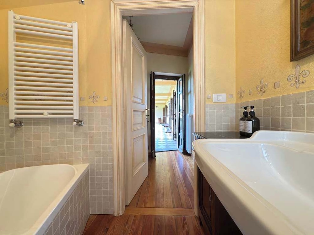 Dimora il Pozzetto Elegant Villa With Garden