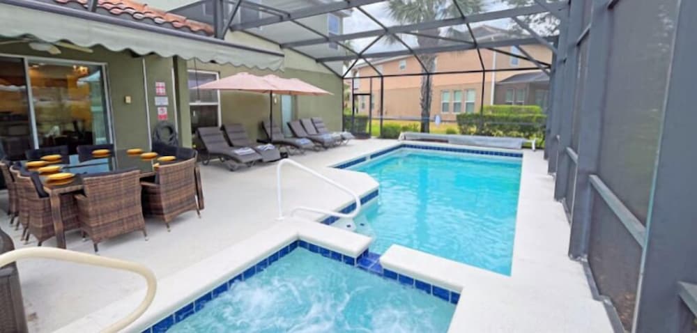 Solterra 6Br Retreat W/ Lazy River & Water Slide