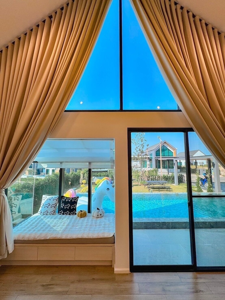 WildWildWest Pool Villa Khaoyai