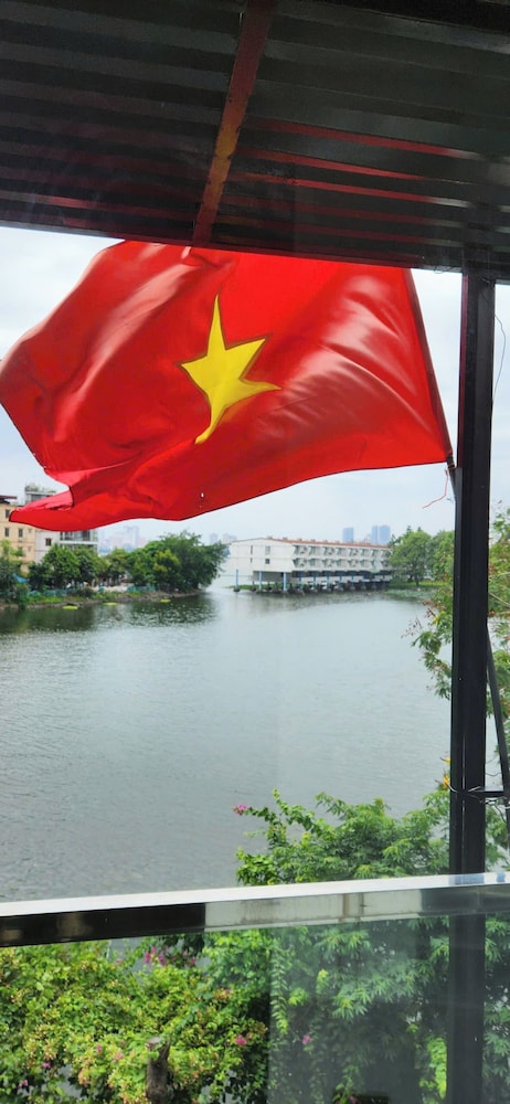 Hanoi Dormiam - Wonderful Sightseeing of West Lake