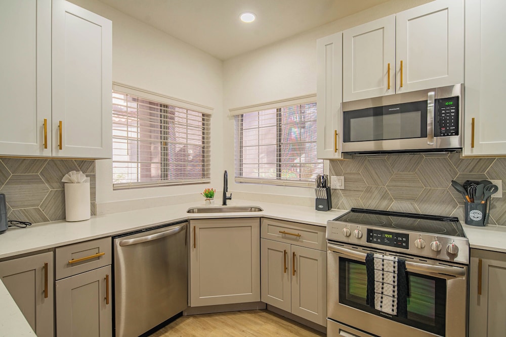 ROVE LIVING/KL - Hideaway North Scottsdale