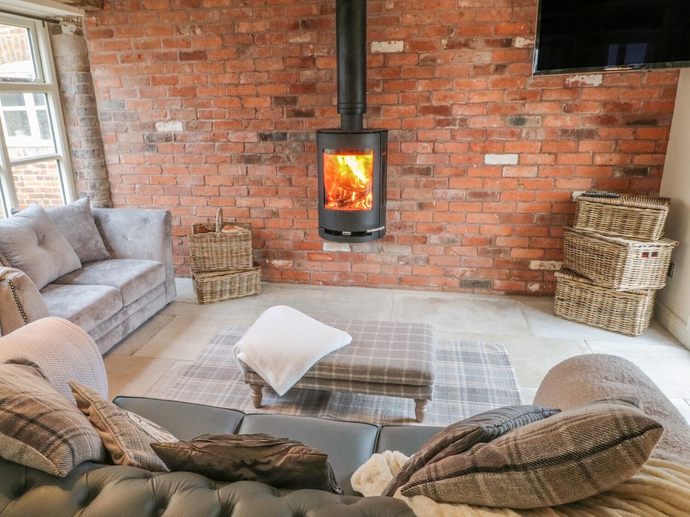 Orchard Barn view 5