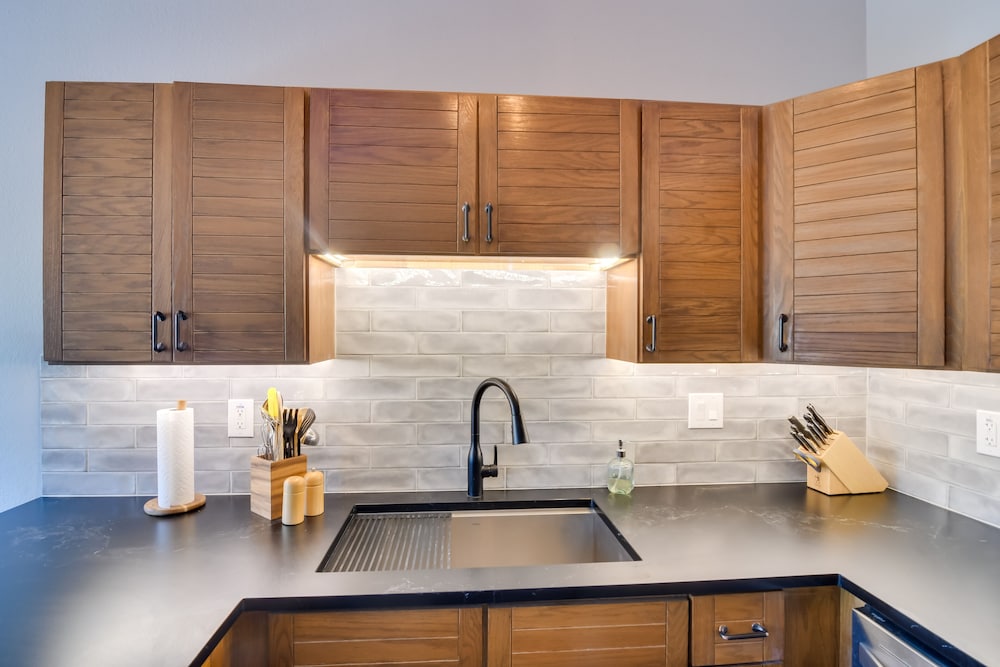 6 Mi to Winter Park: Mtn-view Condo w/ Balcony!