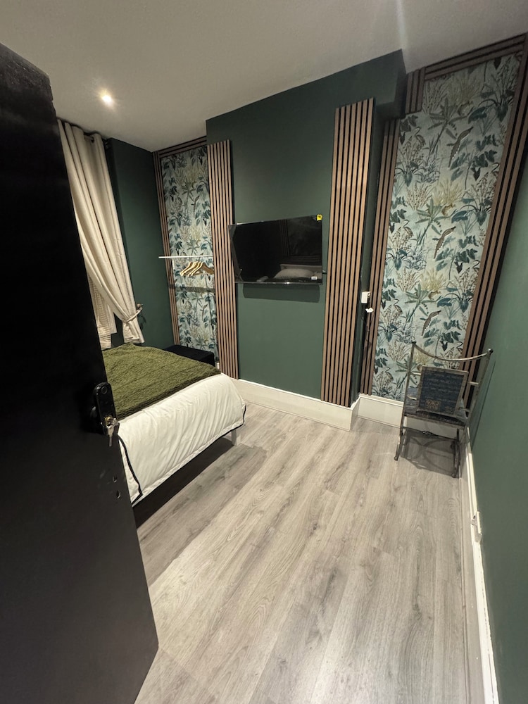 Aimi Residence