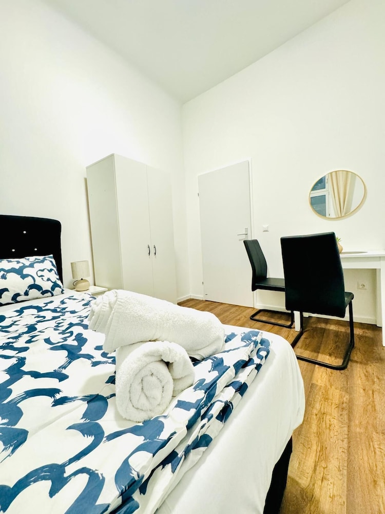 Affordable 5BR Apt Near Atzgersdorf