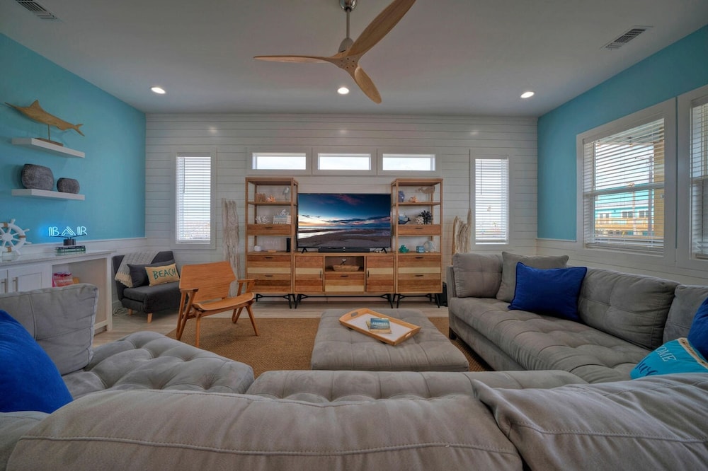 Whatabeach by Avantstay Private Pool Cabana Bar