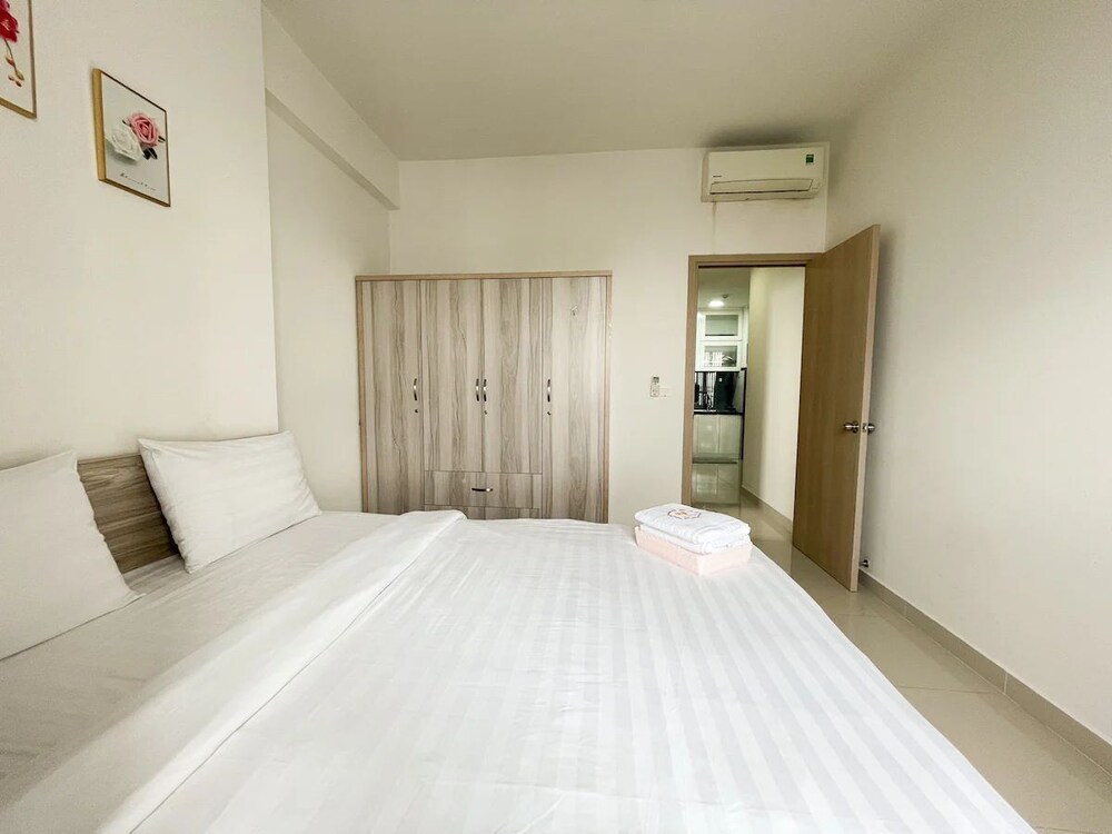 Sunrise City View Apartment
