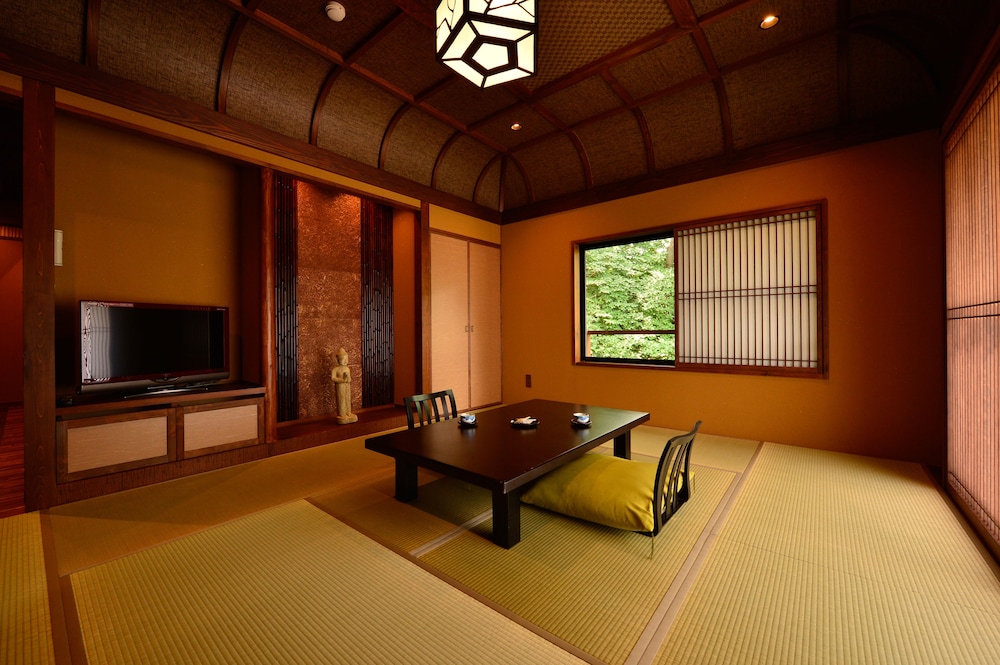 Yaeikan