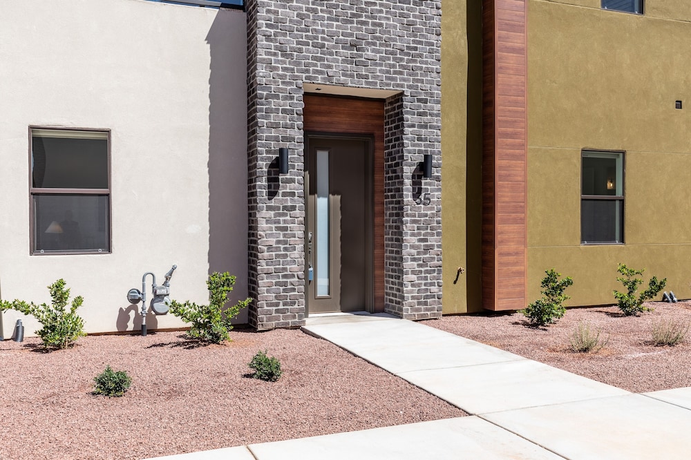 Villa #35 At Bloomington Country Club 4 Bedroom Townhouse view 5
