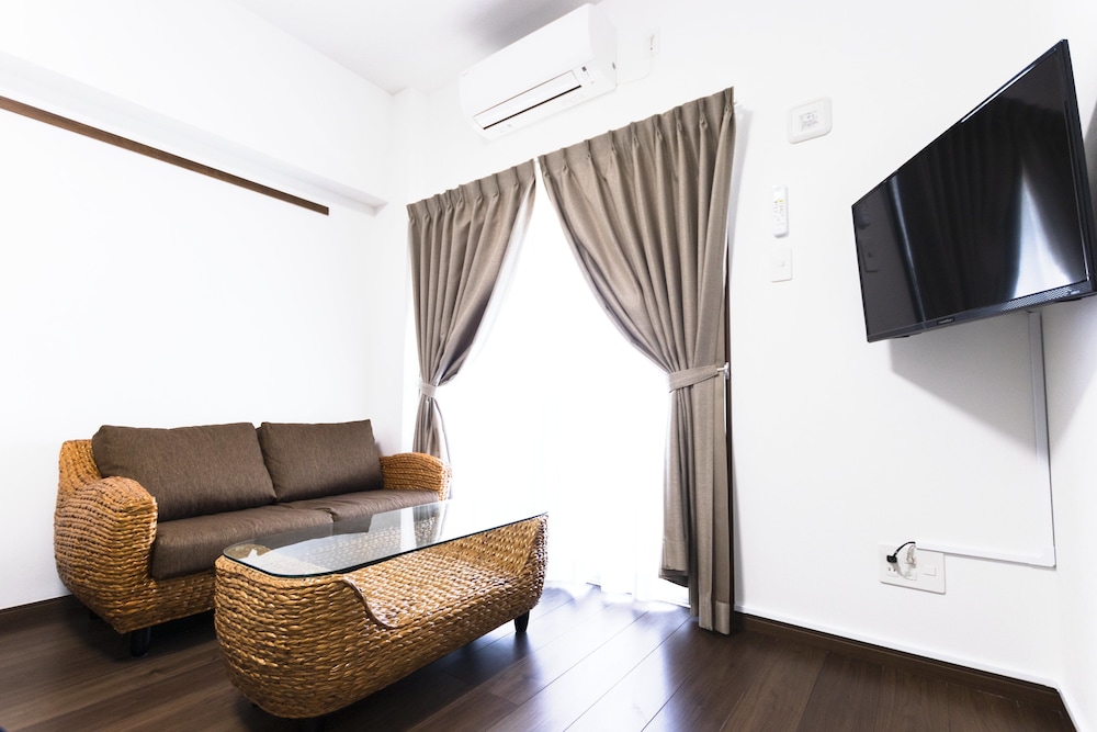 COZY STAY in Naha Akebono view 4