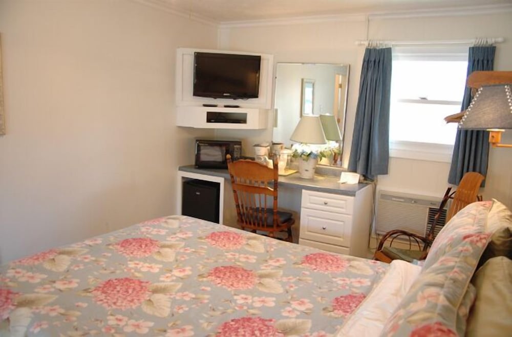 The Homestead Inn