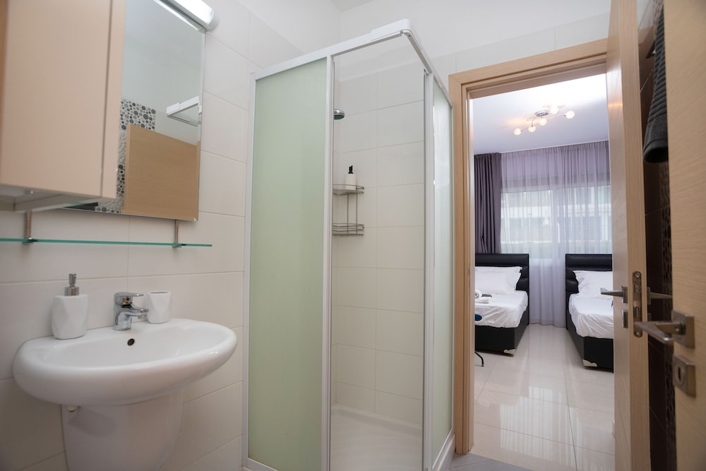 Limassol Vacations - Bay View Gardens Apartments with Pool - Property Image 21