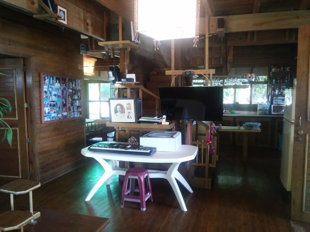 Treehouse Bungalow