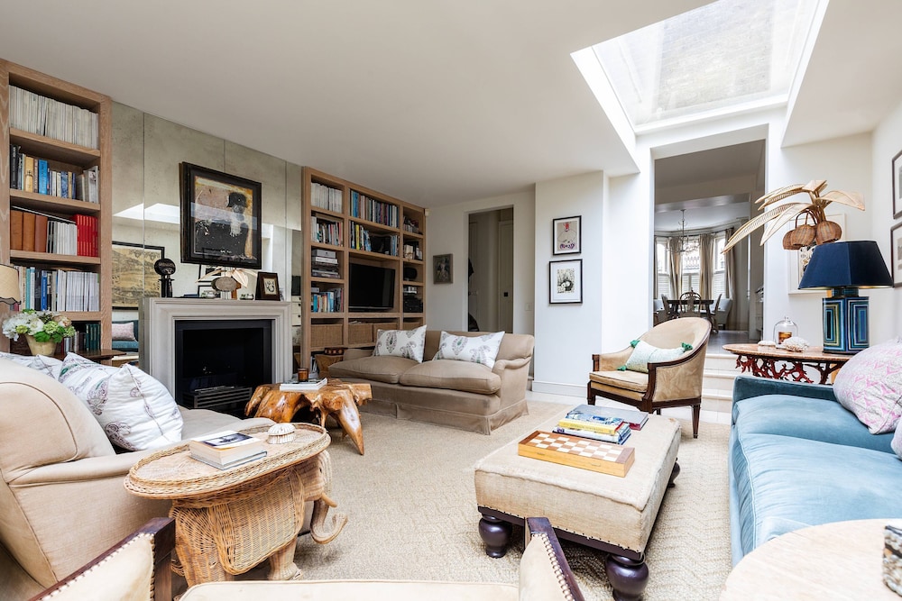 Chesilton Road by Onefinestay