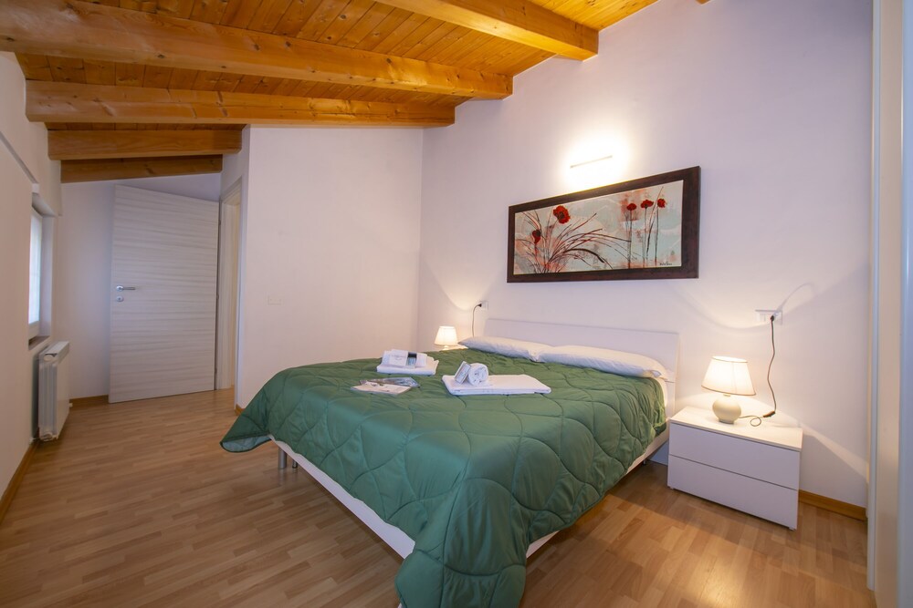 Residenza al Ponte view 4