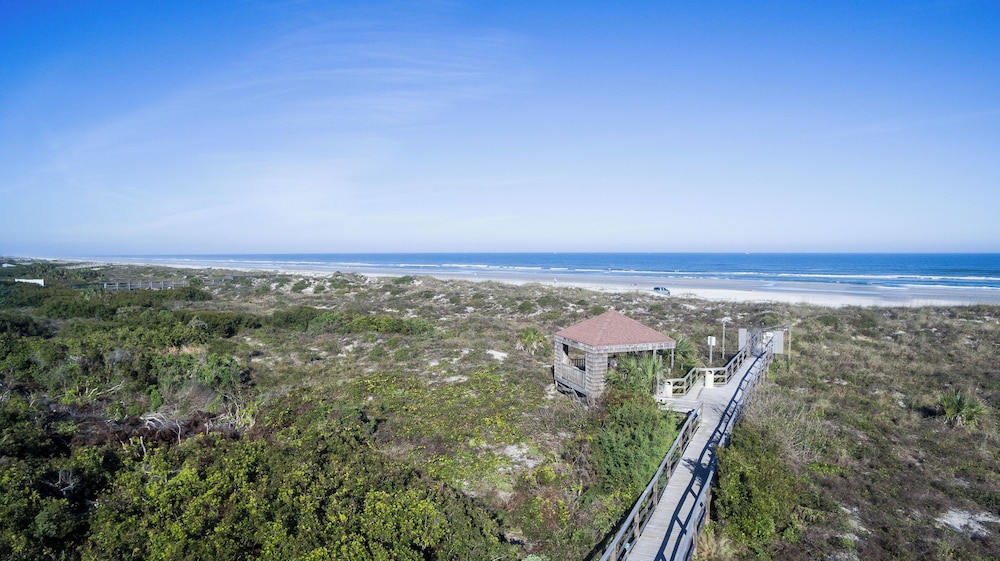 Hibiscus 301-A by Distinctive Beach Rentals