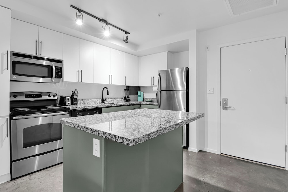 Phoenix Urban Luxury Escape