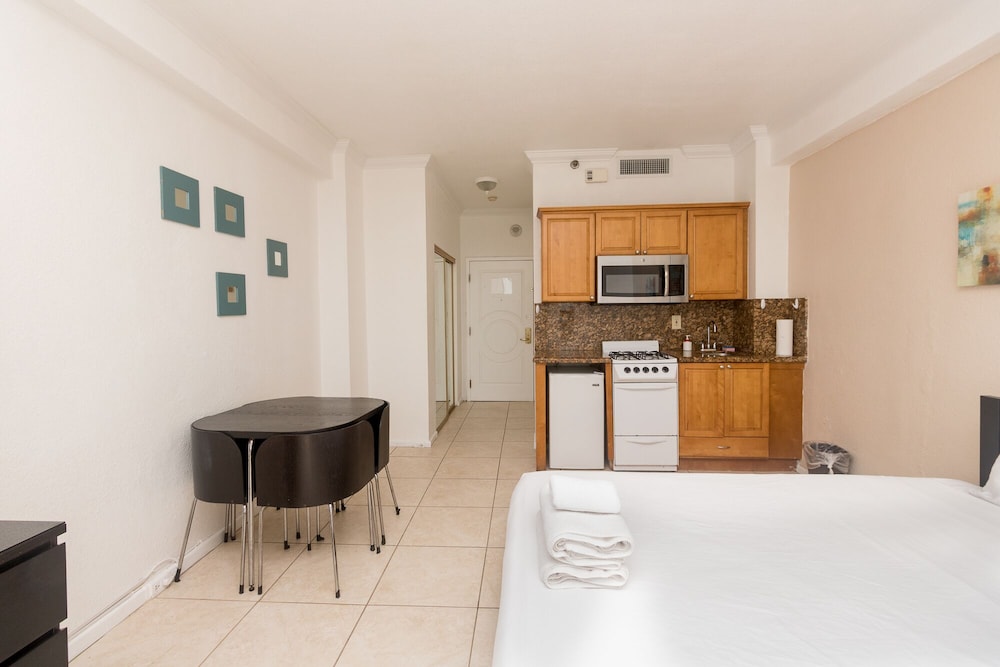 540 Ocean View Hollywood view 4