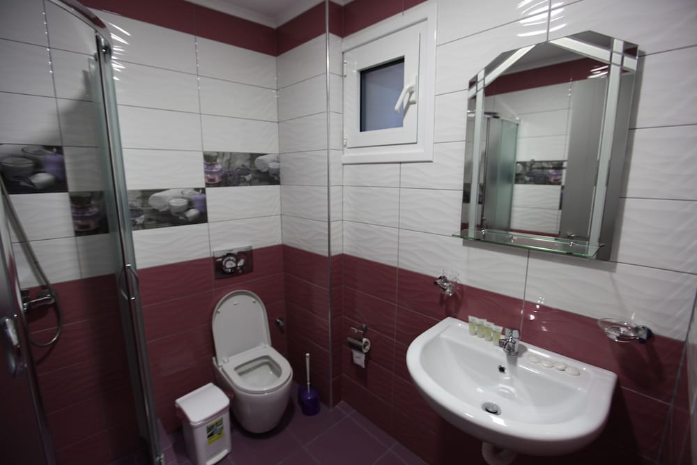 Karos Hotel Llaman