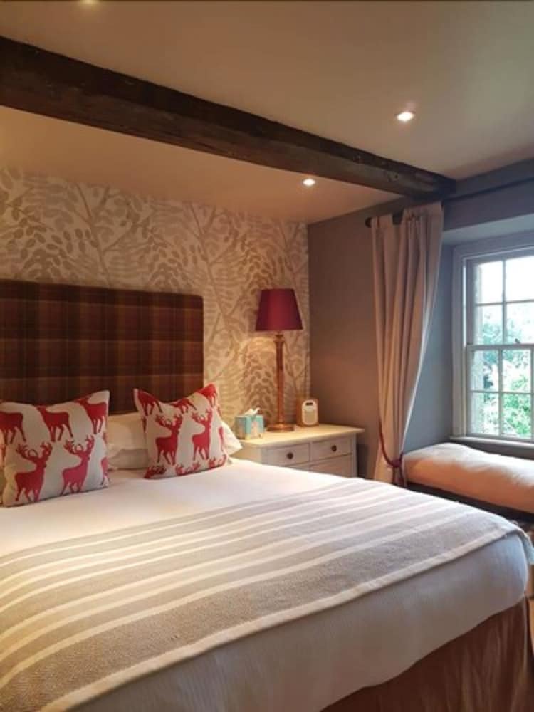Melksham Vacations - The Pear Tree Inn - Property Image 5