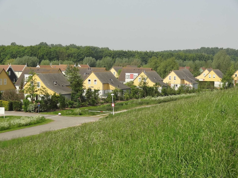 Holiday Home in Zeeland With Spacious Garden