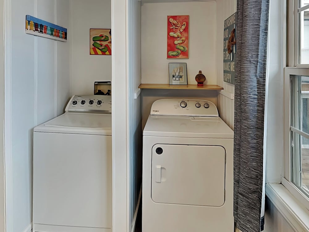 In Good Sands by Topsail Realty