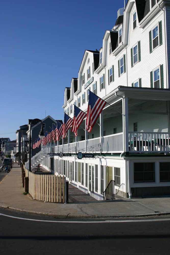 The National Hotel