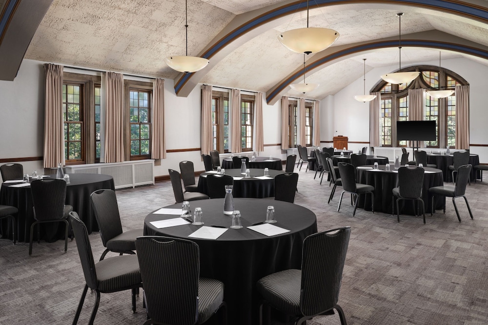 The Union Club Hotel at Purdue University, Autograph Collection
