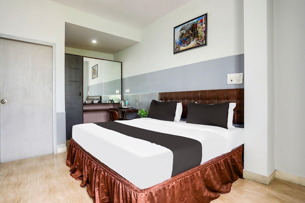 Stylish Stays Near Isbt Dehradun