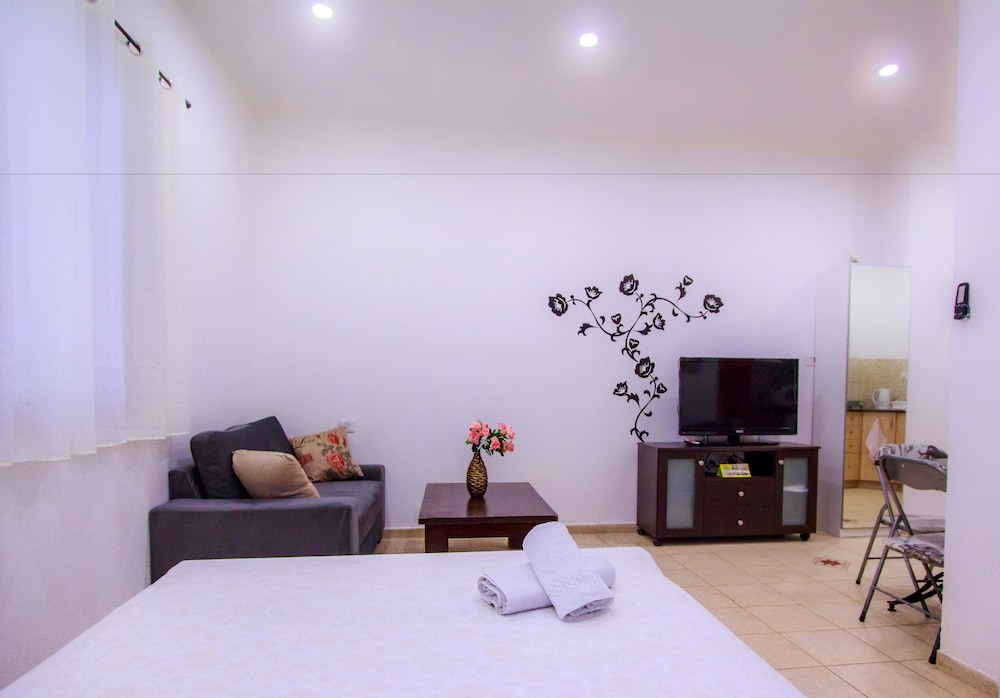 Apartment - Tel Aviv