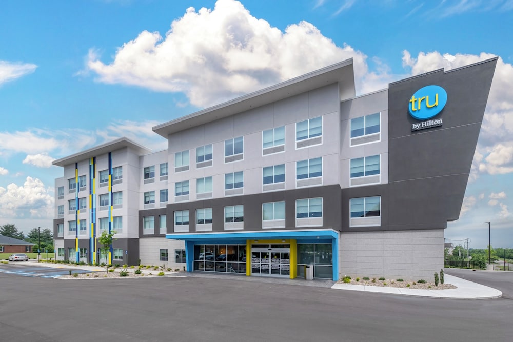 Richmond Vacations - Tru By Hilton Lexington Hamburg - Property Image 1