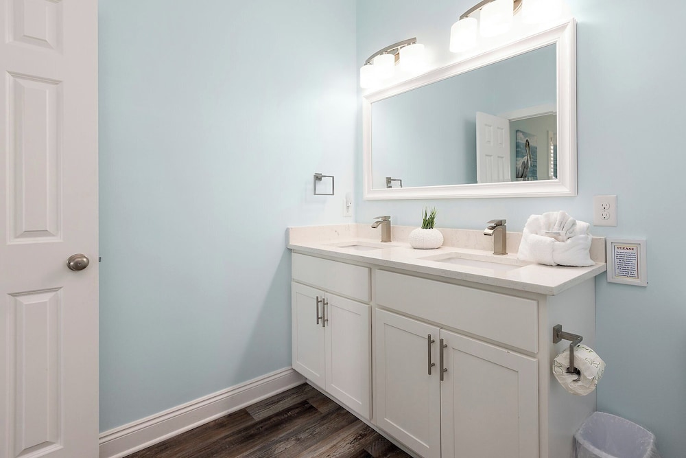 Living The Dream by Southern Vacation Rentals