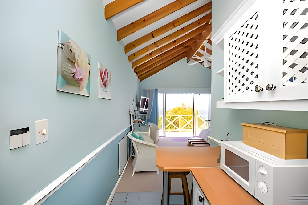 Cape Rose Cottage
