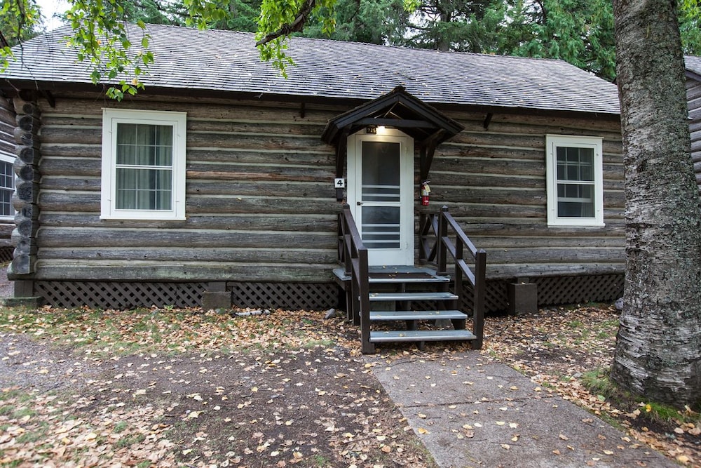 Lake McDonald Lodge - Inside the Park