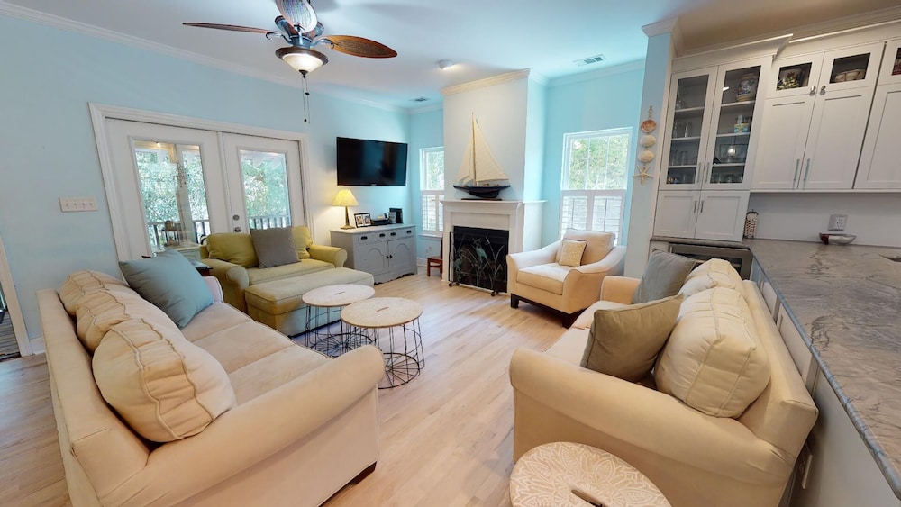 1616 Jones Avenue by Tybee Vacation Rentals