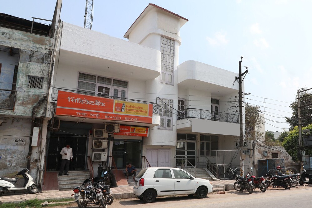 OYO 12939 Hotel Mehtab Regency