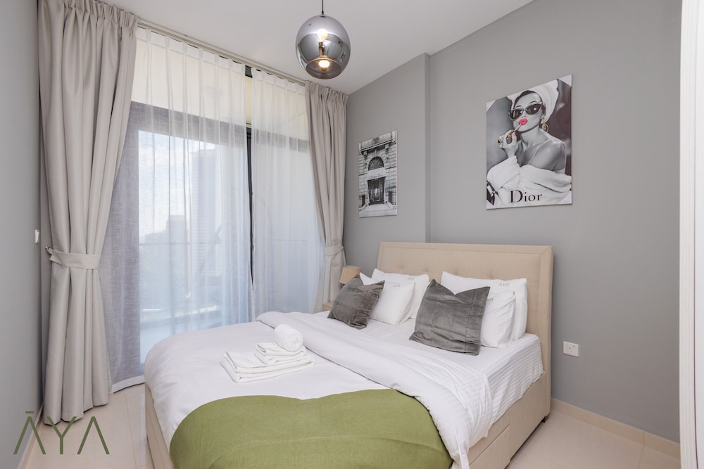 Aya - Aqua Canal/ One-Bedroom Retreat at ZADA Tower