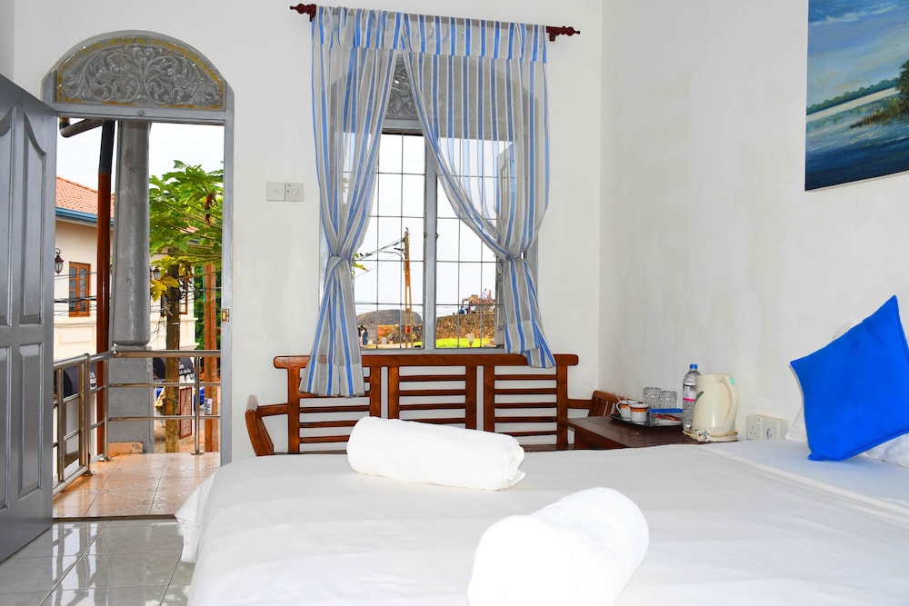 Rampart View Guest House