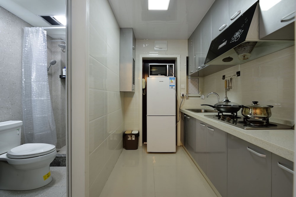 Newly Renovated 1BDR Apt Old Shanghai