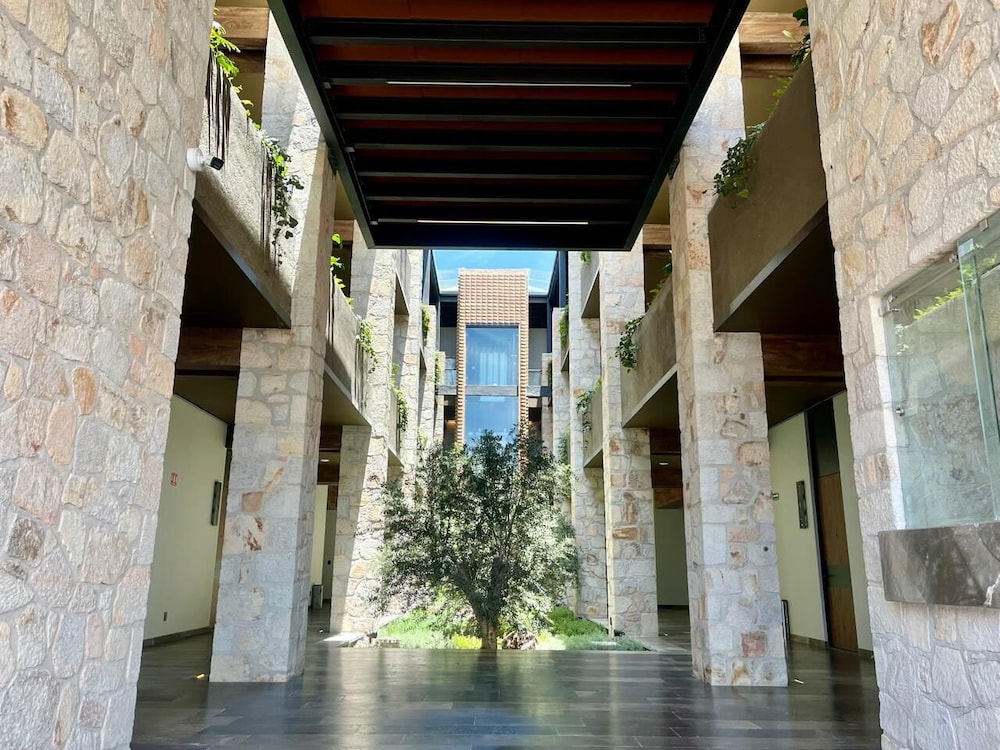 Puertas de la Peña Hotel & Spa