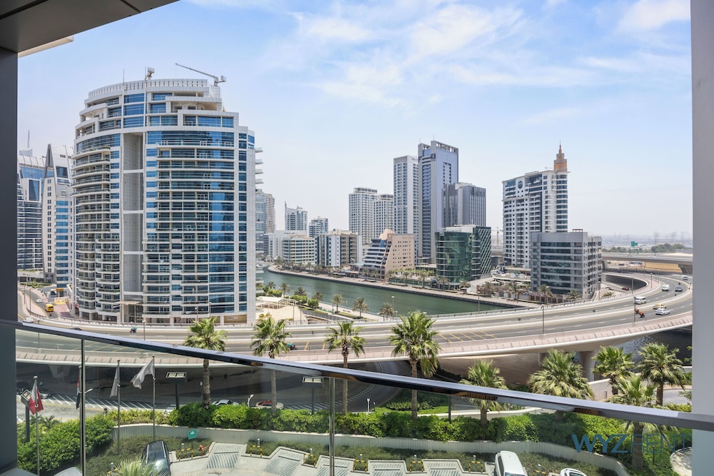 Luxury 1BR Address JBR Beachfront