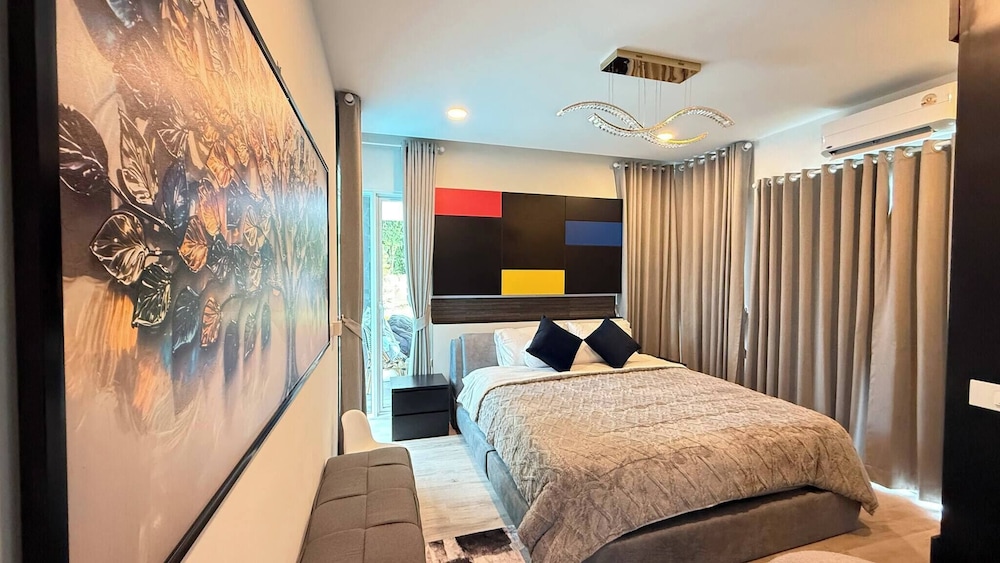 De Flourishing Hill Escape, Cha Am