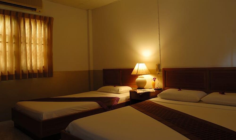 Thong Takian Resort