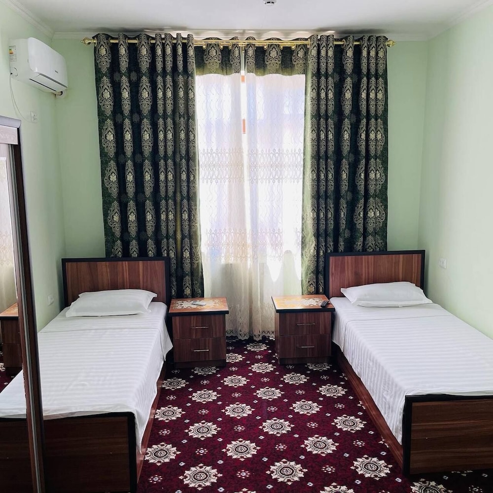 Fayzobod Guesthouse B&B