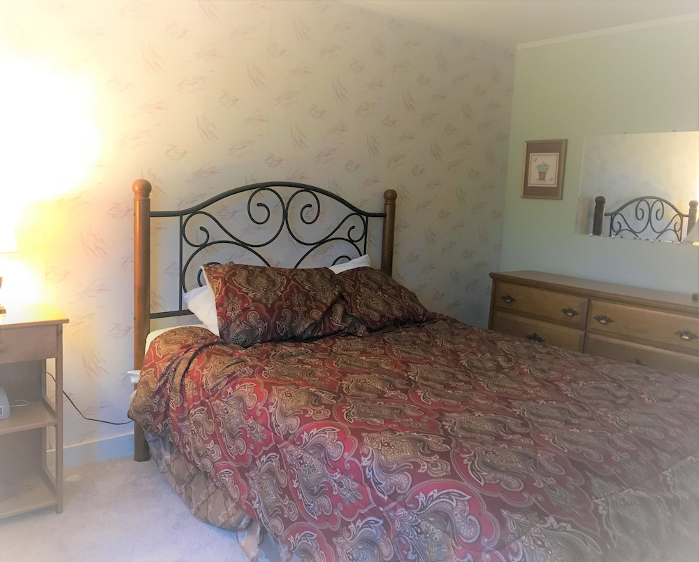Footbridge Hideaway - Q967 A Spacious Home Very Near To The Fabulous Footbridge Beach Entrance 4 Bedroom Home by Redawning - Property Image 31