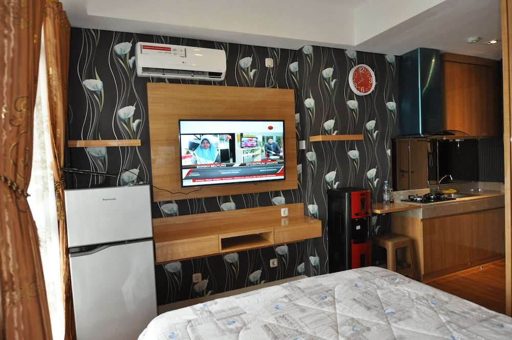 Clean & Compact Room at Elpis sun rise view view 5