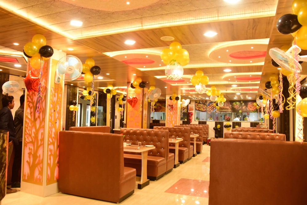 Hotel Grand Palace